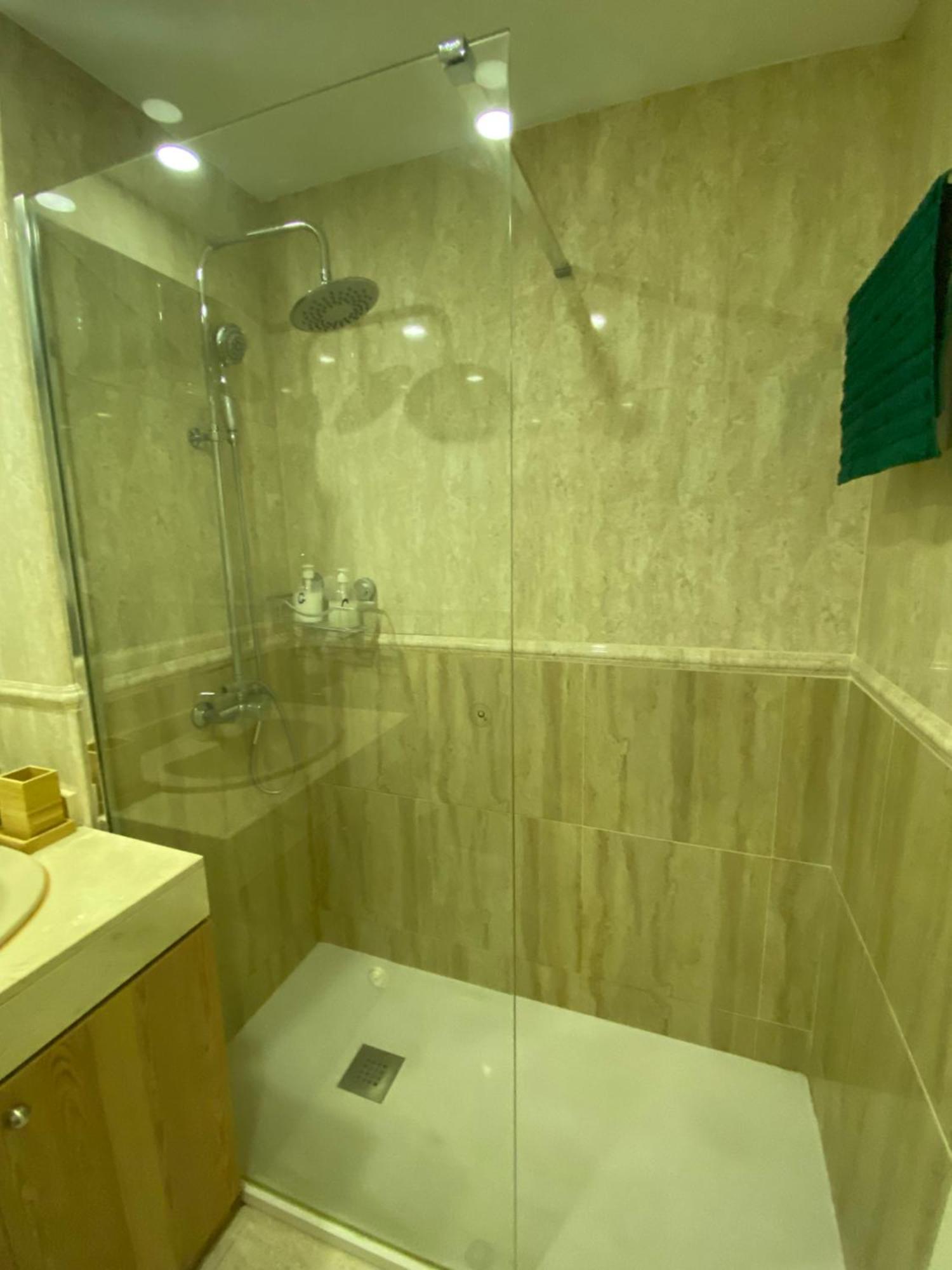 Aeropuerto Ifema 3 Apartamento *