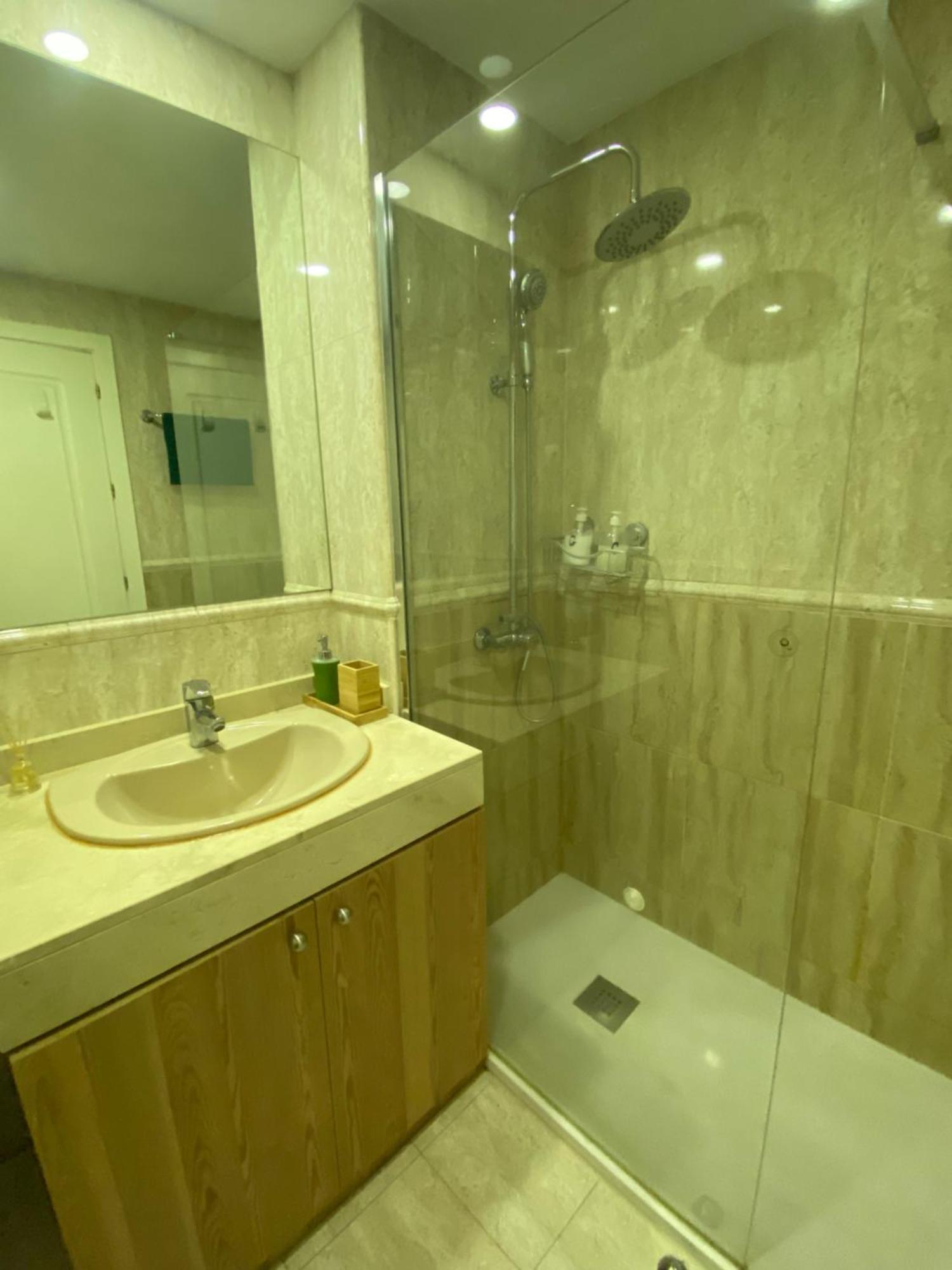 Aeropuerto Ifema 3 Apartamento